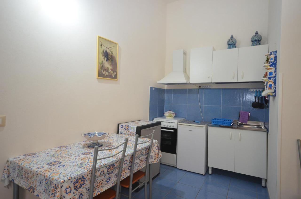 Appartamenti Da Clarissa Macari Exterior foto